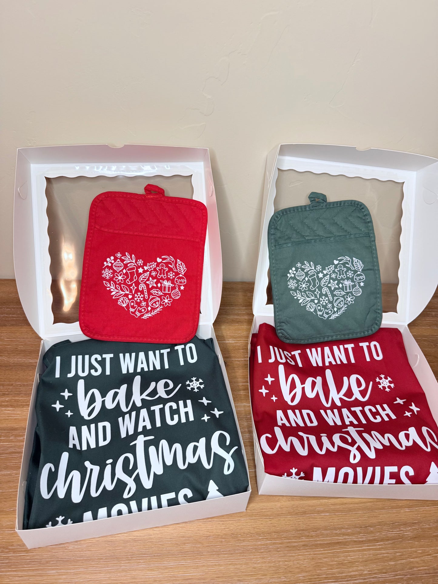 Holiday Gift Box Sets - Apron and Pot Holder