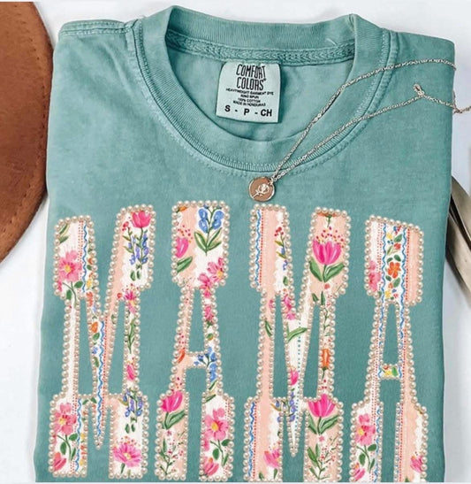 Mama Pearls Graphic Tee